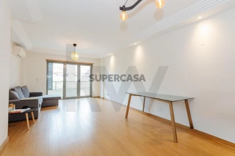 Apartamento T3 em São Domingos de Benfica, Lisboa