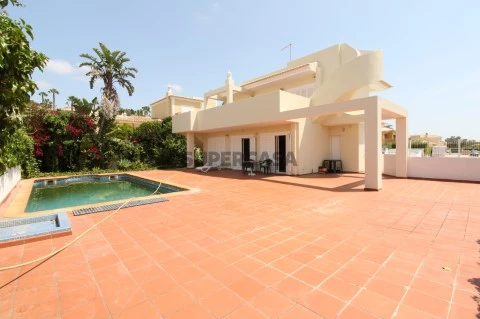 Exterior Piscina