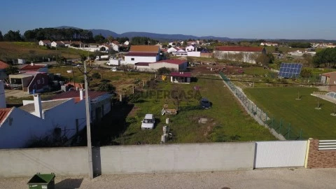 Terreno para Condomínio Aveiras de Cima