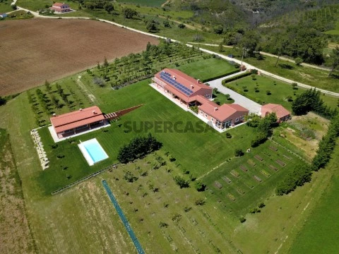 Moradia Rio Maior