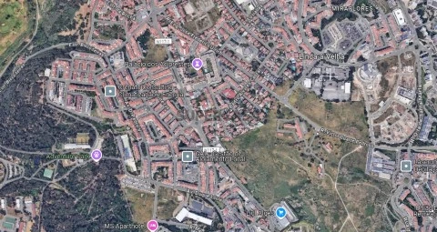Armazém em Algés, Linda-a-Velha e Cruz Quebrada-Dafundo, Oeiras