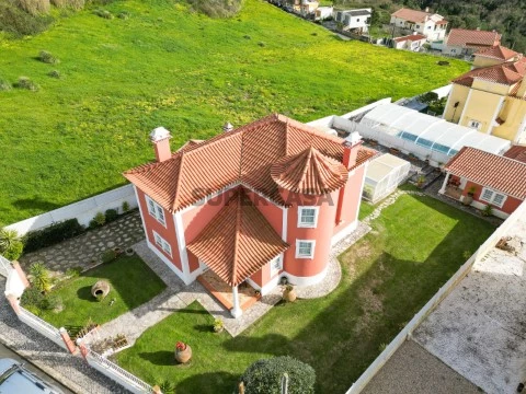 Moradia T3 com Jardim e Piscina