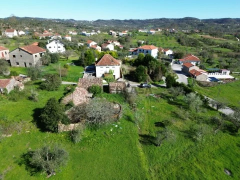 Casa Antiga Ruína Terreno - Pomba