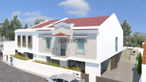 Moradia Geminada T5 Duplex na Rua de Nossa Senhora da Graça, Eixo e Eirol, Aveiro