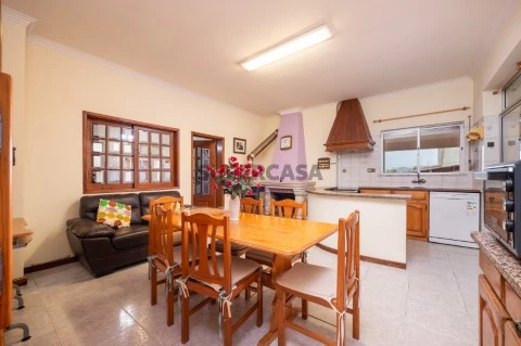 Moradia T3+2 a 10 minutos de Coimbra - Piso 0 - Open Space