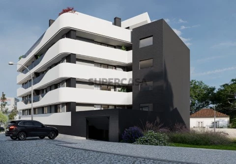 Apartamento T3 na Rua Raúl Brandão, Bougado (São Martinho e Santiago), Trofa