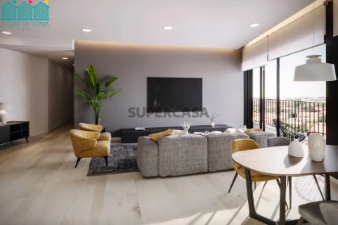 Apartamento T3 com Lugares de Garagem em Aveiro