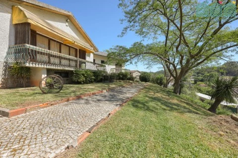 Moradia T5 com Garagem em Águeda