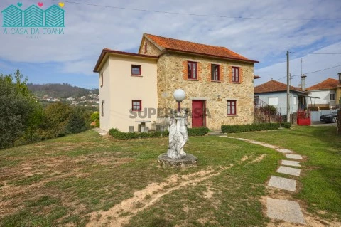 Moradia T5 com Piscina em Sever do Vouga