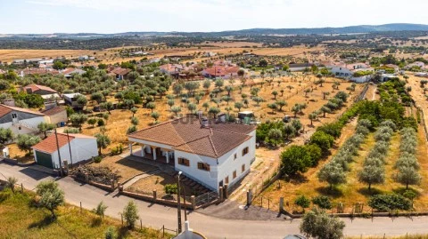 Quinta T4 em São Bento do Cortiço e Santo Estêvão, Estremoz