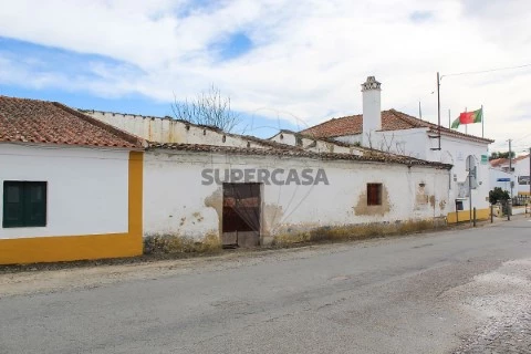 Moradia T4 em São Bento do Mato, Évora