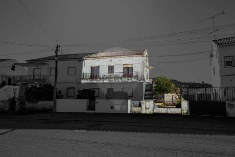 Moradia T5 em Évora (São Mamede, Sé, São Pedro e Santo Antão), Évora