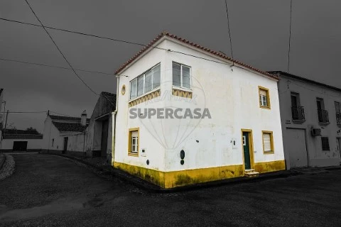 Moradia T2 em Montoito, Redondo
