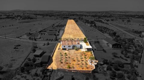 Farm 3 bedrooms in Capelins (Santo António), Alandroal
