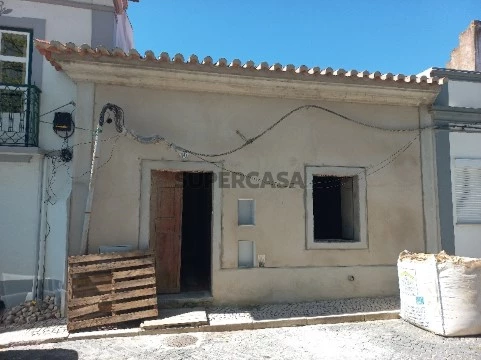 Fachada principal e entrada