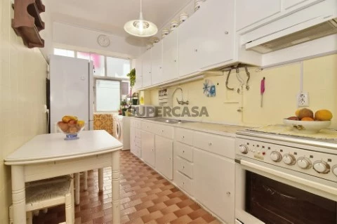 Apartamento T3 em Barcarena, Oeiras