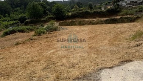 Lote em Aguiã, Arcos de Valdevez