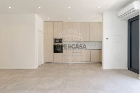 Moradia T2 em Amora, Seixal