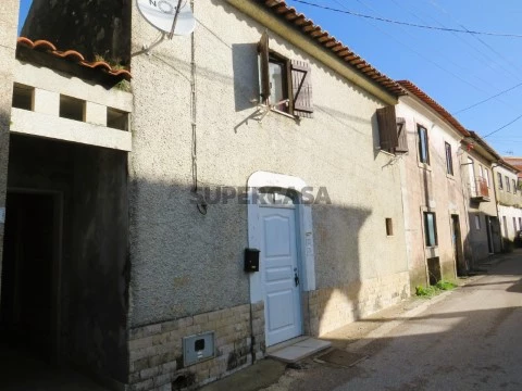 Moradia T1 em EM555, Miranda do Corvo, Miranda do Corvo