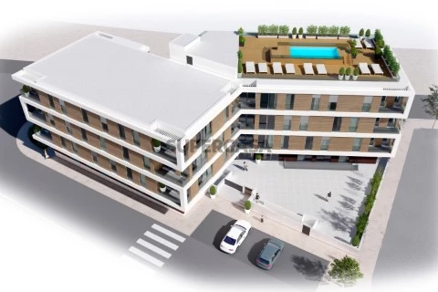 Apartamento T3 Luxuoso com Piscina no Rooftop, junto à Praia da Consolação