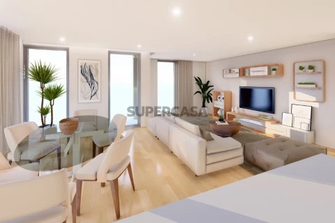 Apartamento T2 com Piscina no Rooftop Panorâmico, junto à Praia da Consolação