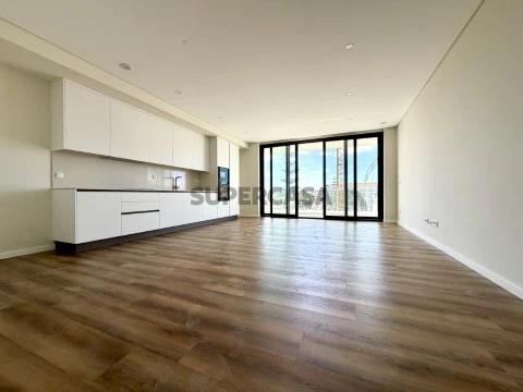 Apartamento T2 a Poucos Passos da Praia da Consolação