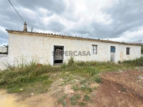 Lote de terreno para construção
