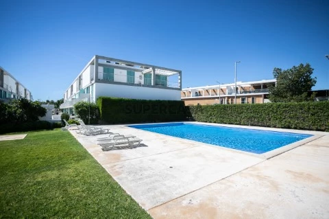 Piscina do Condomínio
