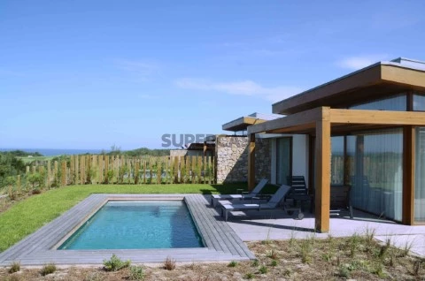 Moradia-T3-Piscina-Lourinhã-Cluttons