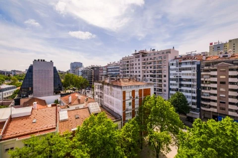 T2 com arrecadação | Lisboa