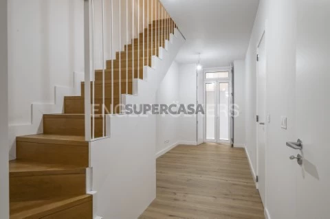 T1 Duplex de Charme em Campo de Ourique