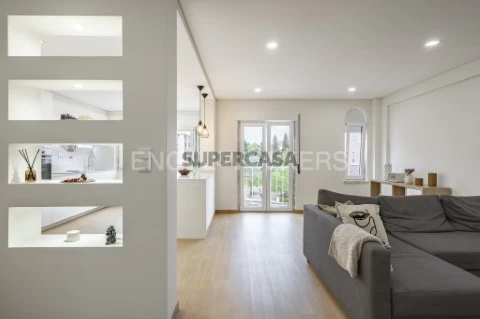 T4 Duplex Remodelado em Barcarena