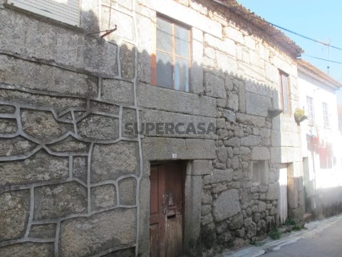Maison Mitoyenne  Duplex au Midões, Tábua