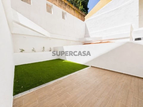 T2 NOVO EM ANJOS - ESPAÇO, CONFORTO, TERRAÇO E LOCALIZAÇÃO PREMIUM