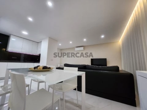 Apartamento T1 em Alameda Silva Rocha, Glória e Vera Cruz, Aveiro