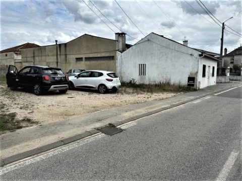 Terreno na Rua Padre Acúrcio Correia, Sangalhos, Anadia