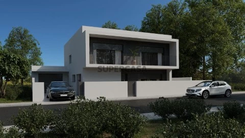 Moradia T4 na Rua da Cascalheira, Nossa Senhora de Fátima, Entroncamento