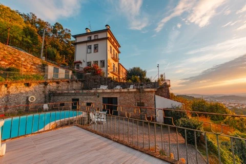 Exclusiva Propriedade Histórica na Encosta do Bom Jesus - Braga