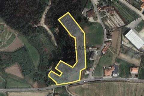Terreno de Construção com 9.409 m2 em Nogueira, Lousada