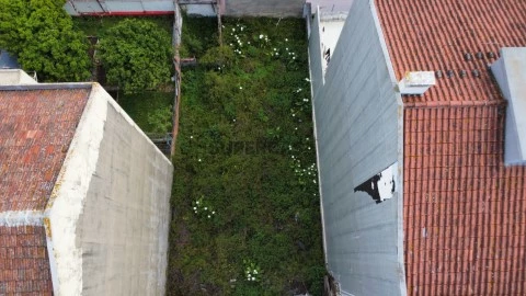 Terreno Urbano para Construção com 183,69 m² na Encosta do Sol (Brandoa), Amadora