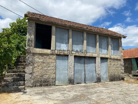 Quintinha com 26.155 m² em Silvares Lousada