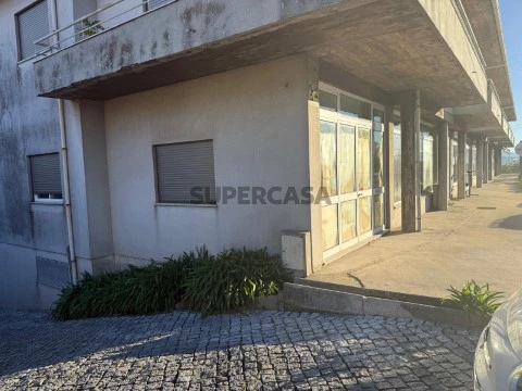 Apartamento T3 em Construção - Sousa, Felgueiras