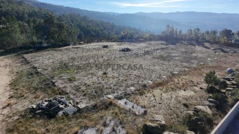 Terreno para construção com 9.638 m2 em Aboadela, Amarante
