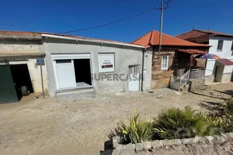 Moradia T2 em Suçães, Mirandela