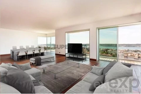 Apartamento T4 em Ajuda, Lisboa
