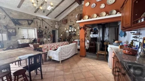 Casa de Campo T1 em Aranhas, Penamacor