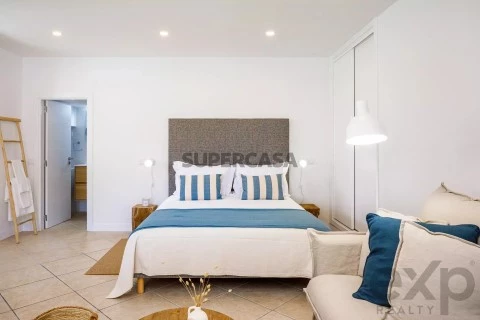 Apartamento T0 em Estômbar e Parchal, Lagoa