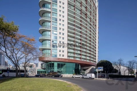 Apartamento T4 em Parque das Nações, Lisboa