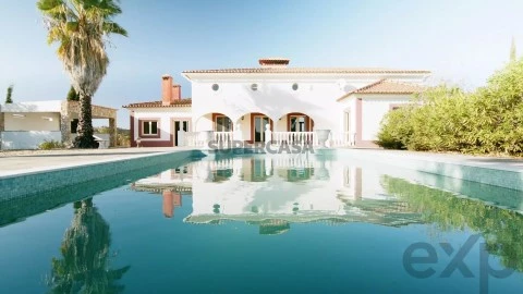 Moradia T4 em Ourique, Ourique com Piscina, Mobília