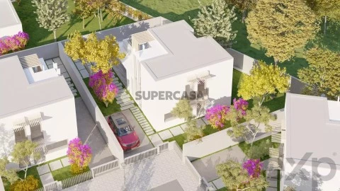 Moradia T3 em Santa Maria, São Pedro e Sobral da Lagoa, Óbidos